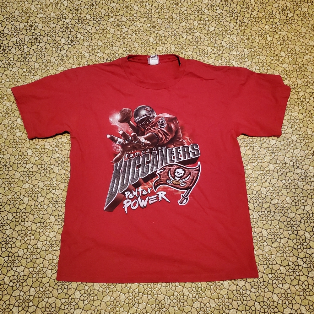 Vintage 2000s buccaneers tshirt size large